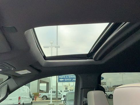 Used 2023 Chevrolet Silverado 1500 ZR2 w/ Technology Package image 21