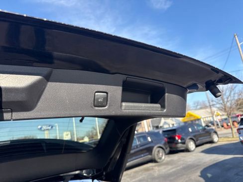 Used 2025 Ford Escape Platinum w/ Premium Technology Package image 13