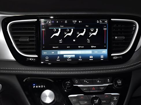New 2026 Chrysler Pacifica Select AWD/4WD image 16
