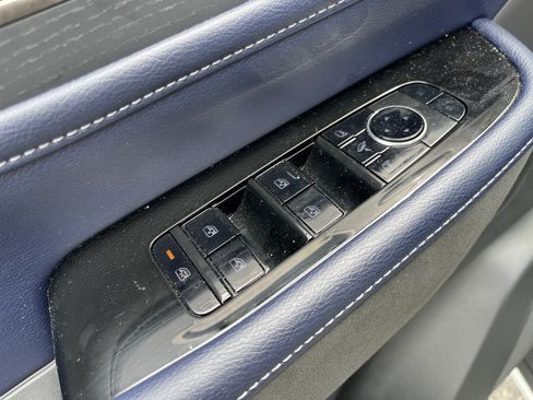 Certified 2026 INFINITI QX80 4WD image 16