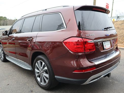 Used 2015 Mercedes-Benz GL 320 BlueTEC 4MATIC w/ Premium I Package image 4