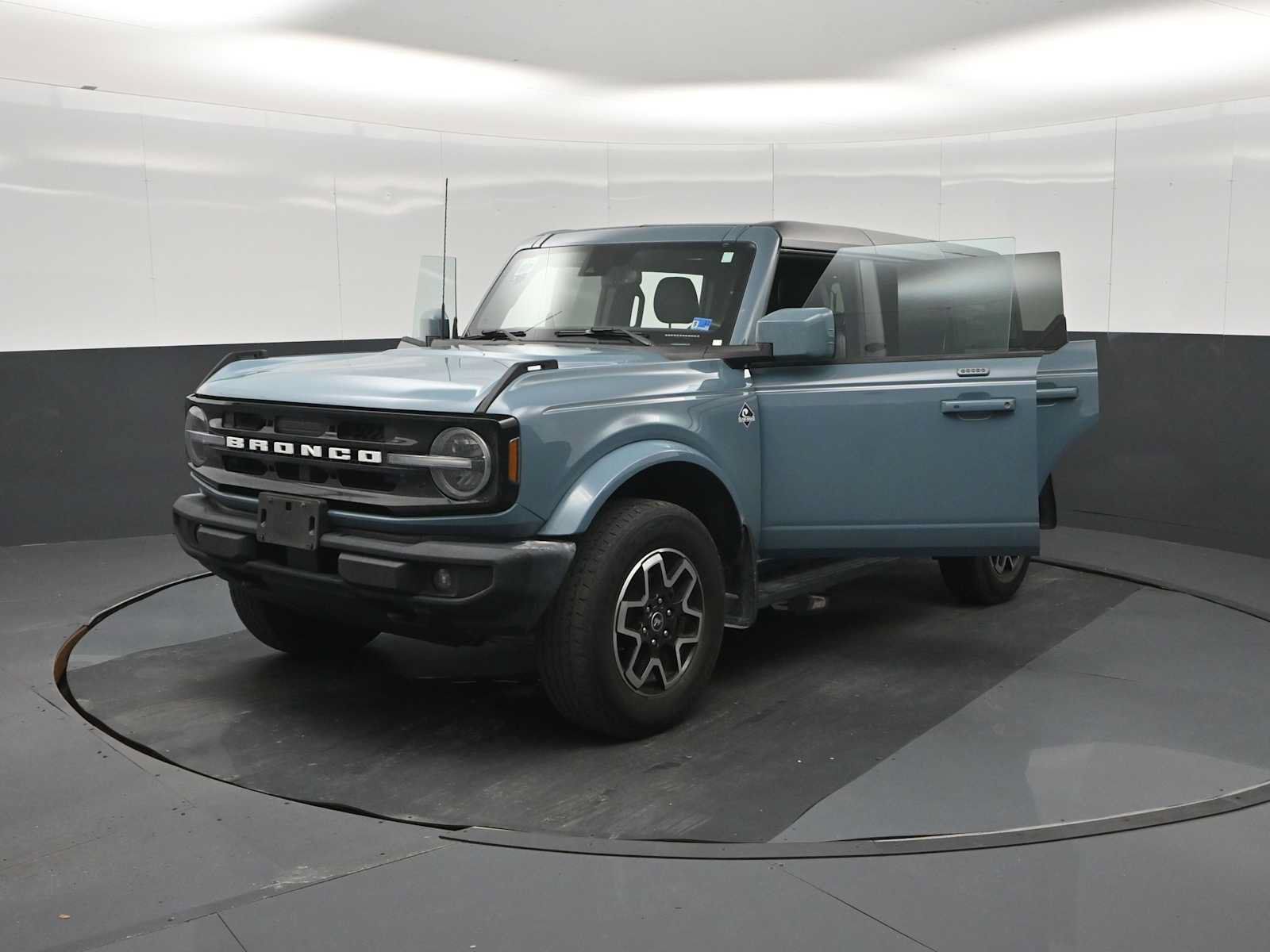 Used 2022 Ford Bronco Outer Banks AWD/4WD image 31