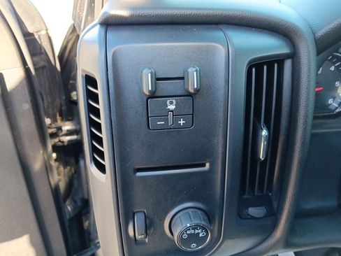 Used 2018 Chevrolet Silverado 2500 W/T w/ Snow Plow Prep Package image 17