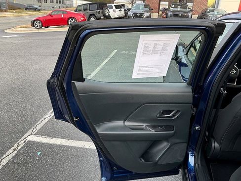 Certified 2025 Nissan Kicks S image 22