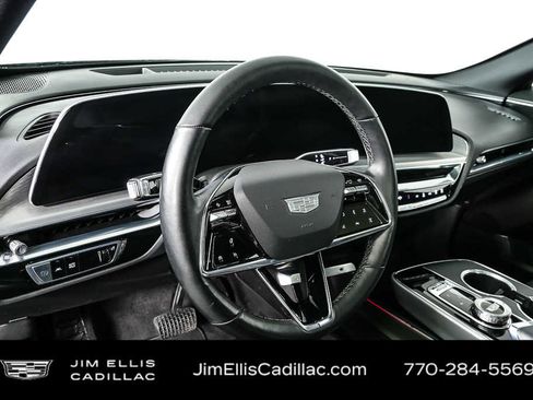 Used 2024 Cadillac Lyriq Sport AWD/4WD image 4
