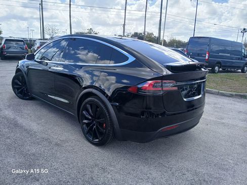 Used 2019 Tesla Model X 100D image 6
