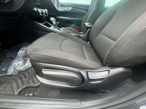 Used 2020 Kia Forte Sedan FWD image 20