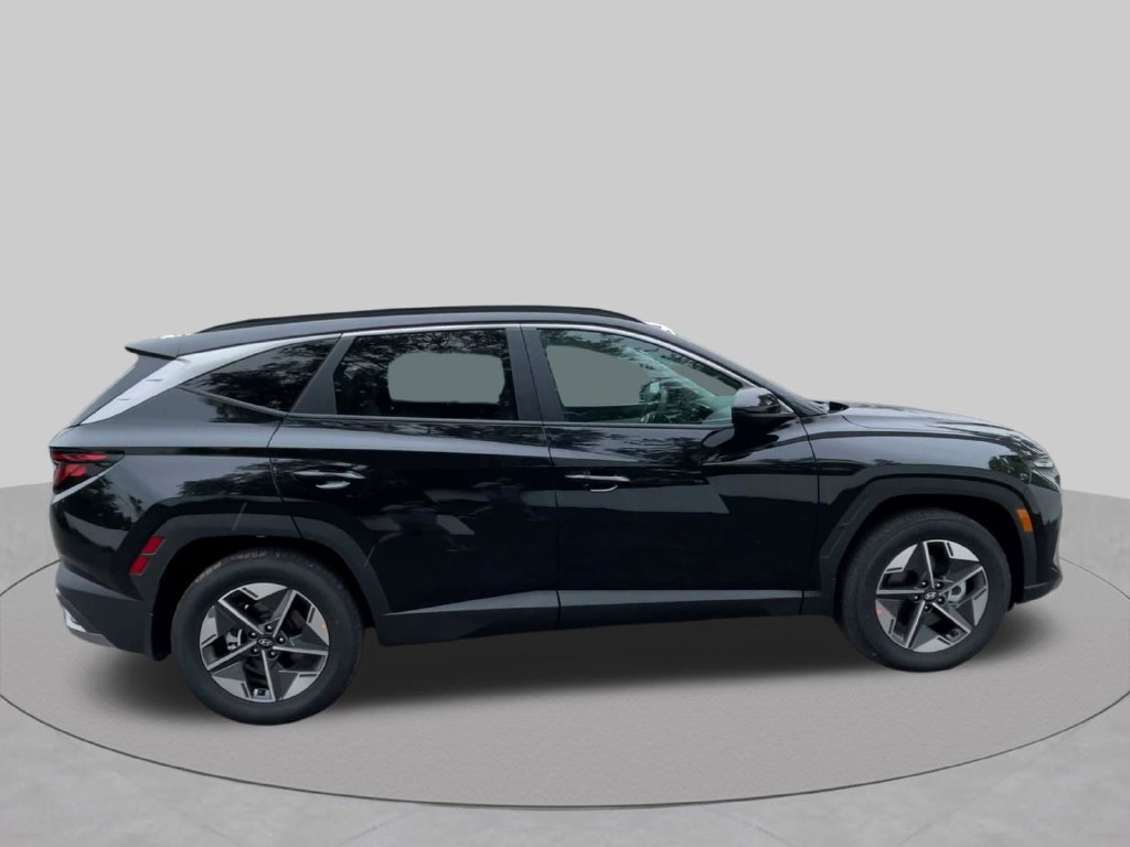 Used 2025 Hyundai Tucson SEL FWD image 25