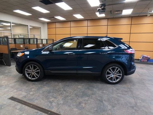 Certified 2020 Ford Edge Titanium w/ Class II Trailer Tow Package image 4
