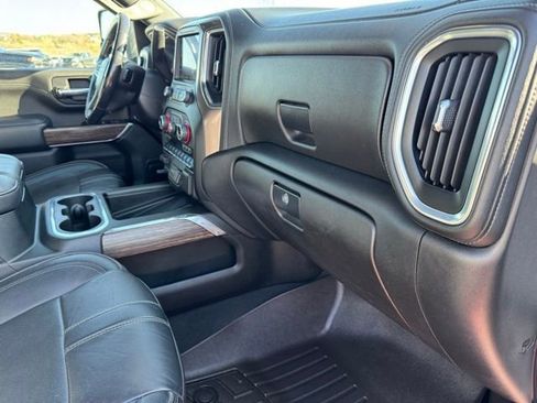 Used 2022 Chevrolet Silverado 3500 High Country w/ Technology Package image 26