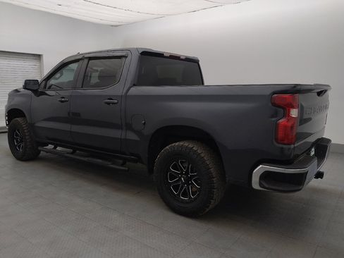 Used 2021 Chevrolet Silverado 1500 LT AWD/4WD image 3