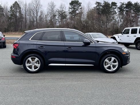 Used 2018 Audi Q5 2.0T w/ Premium Plus Package image 8
