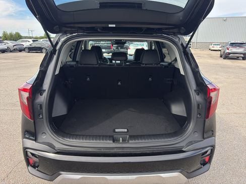 Used 2025 Kia Seltos S image 9