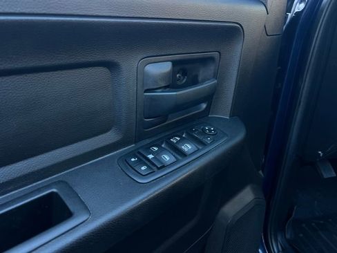 Used 2018 RAM 1500 Express w/ Express Value Package image 11