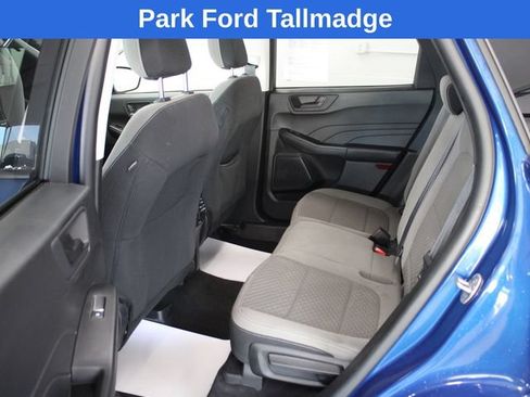 Used 2022 Ford Escape SE w/ Cold Weather Package FWD image 24