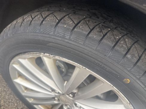 Used 2012 Subaru Impreza 2.0i Limited image 4