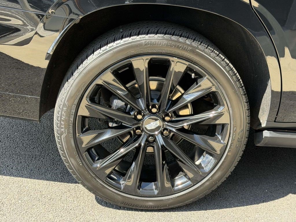 Certified 2026 Cadillac Escalade Platinum Sport w/ LPO, ONYX Package AWD/4WD image 8