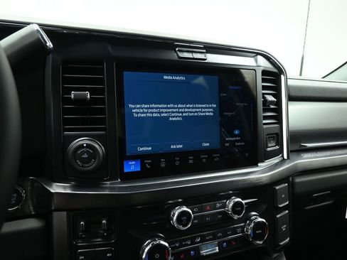 New 2026 Ford F250 Lariat w/ Black Appearance Package image 12