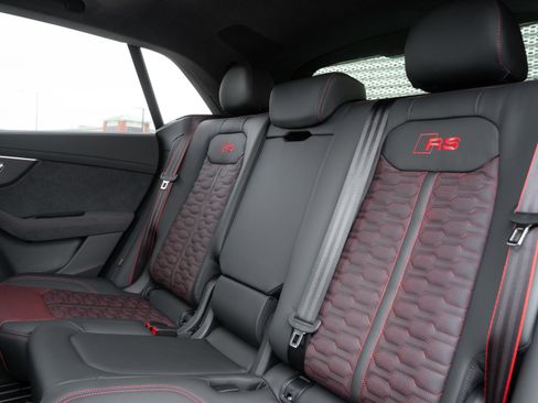 New 2026 Audi RS Q8 performance image 35