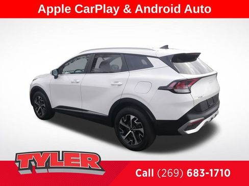 Used 2023 Kia Sportage EX image 5