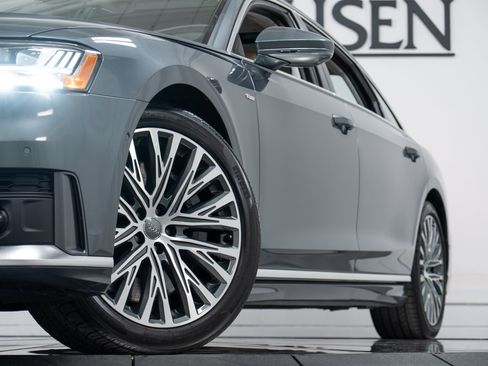Used 2021 Audi A8 L 4.0T w/ Executive Plus Package AWD/4WD image 31