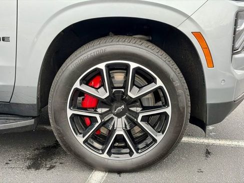 Used 2025 Chevrolet Tahoe RST w/ Advanced Technology Package image 32