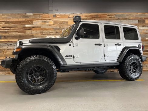 Used 2022 Jeep Wrangler Unlimited Sport S w/ Sun And Sound Package image 50