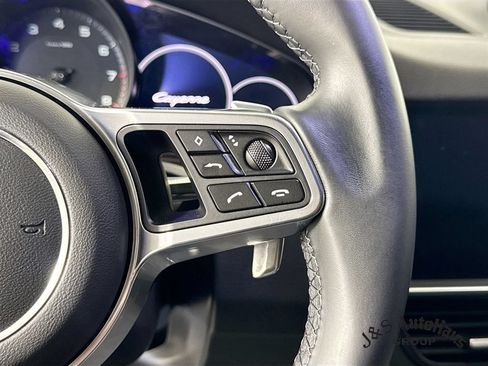 Used 2023 Porsche Cayenne Platinum Edition AWD/4WD image 14