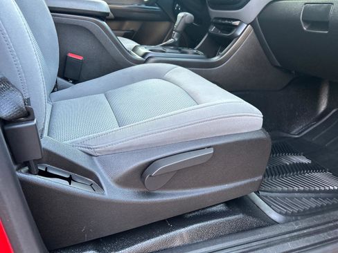 Used 2017 Chevrolet Colorado W/T image 8