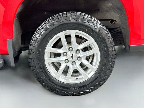 Used 2021 Chevrolet Silverado 1500 RST w/ Convenience Package II AWD/4WD image 27
