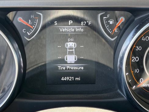 Used 2022 Jeep Gladiator Sport w/ Trailer Tow Package AWD/4WD image 12