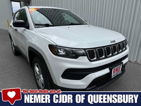 Used 2024 Jeep Compass Sport AWD/4WD image 1
