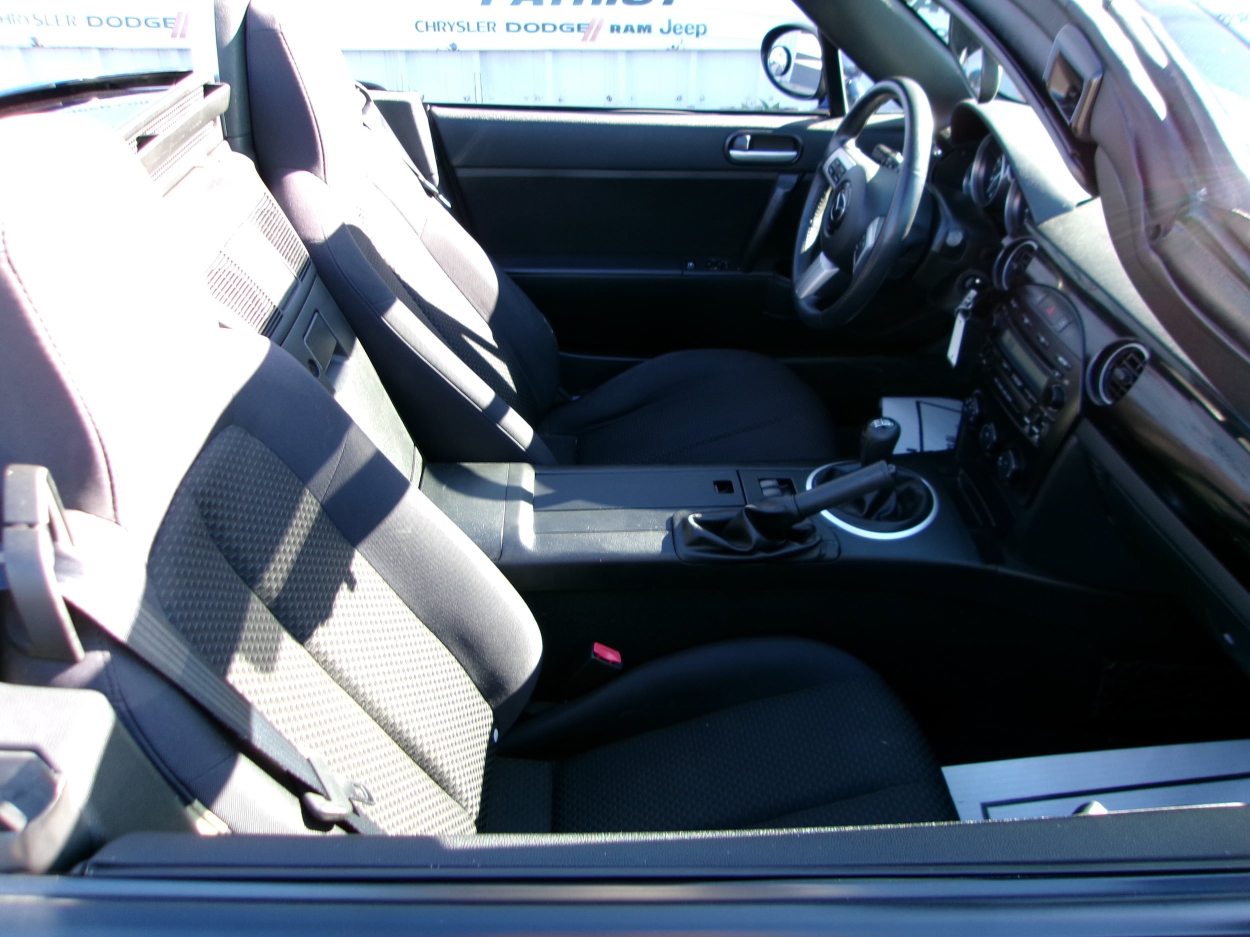 Used 2008 MAZDA MX-5 Miata Touring RWD image 9