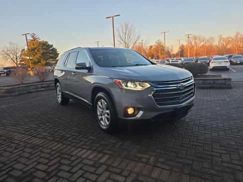 Used 2021 Chevrolet Traverse LT w/ LPO, Floor Liner Package image 7