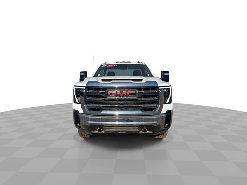 New 2025 GMC Sierra 2500 SLE image 4