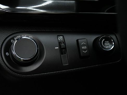 Used 2016 Chevrolet SS RWD image 28