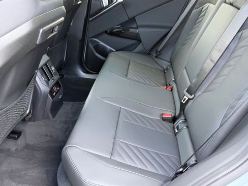 New 2026 BMW X3 xDrive30i w/ Premium Package AWD/4WD image 17