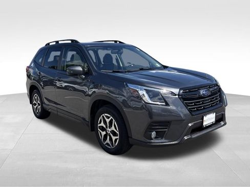 Used 2022 Subaru Forester Premium AWD/4WD image 34