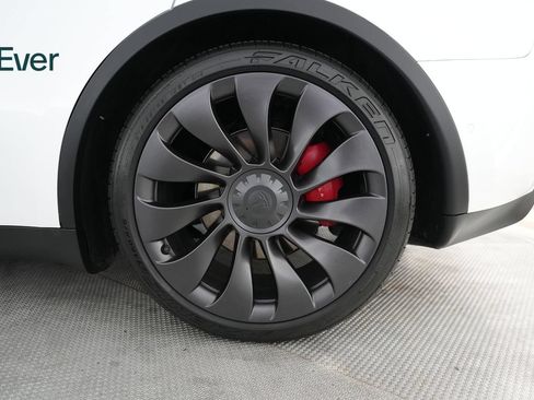 Used 2021 Tesla Model Y Performance AWD/4WD image 9