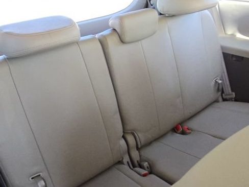 Used 2014 Toyota Sienna XLE FWD image 30