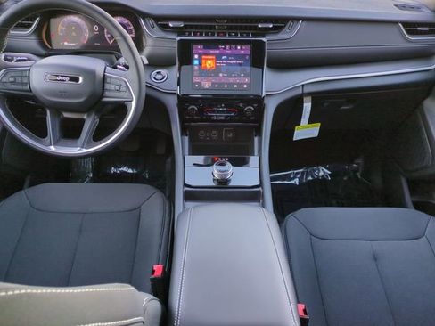 New 2026 Jeep Grand Cherokee Laredo X AWD/4WD image 23