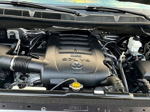 Used 2016 Toyota Tundra Limited w/ Limited Premium Package image 33