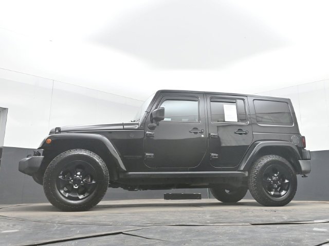 Used 2015 Jeep Wrangler Unlimited Sahara AWD/4WD image 43