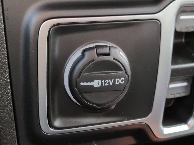 Used 2025 Jeep Gladiator Sport AWD/4WD image 21