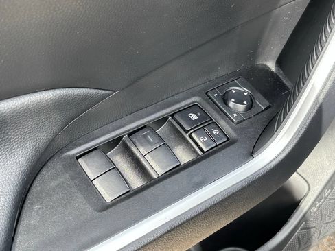 Certified 2025 Toyota RAV4 LE FWD image 25