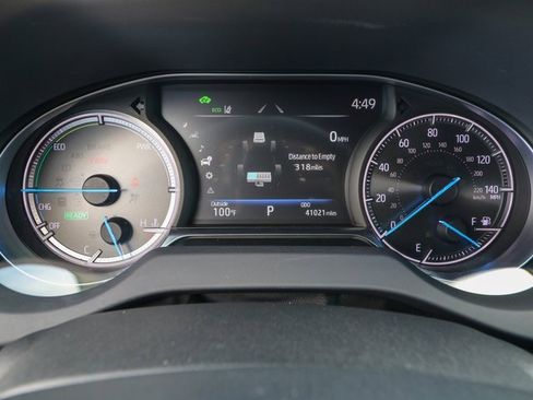 Used 2022 Toyota Venza image 18