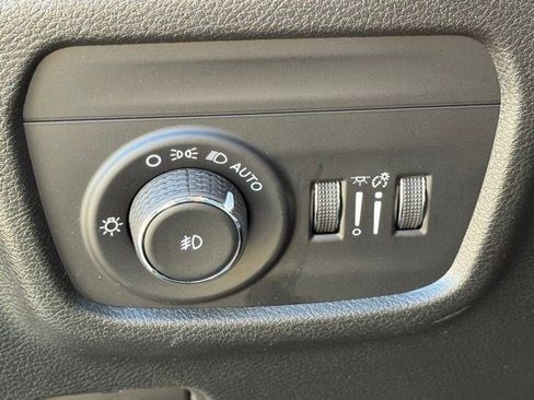 New 2026 Jeep Grand Cherokee L Limited AWD/4WD image 13