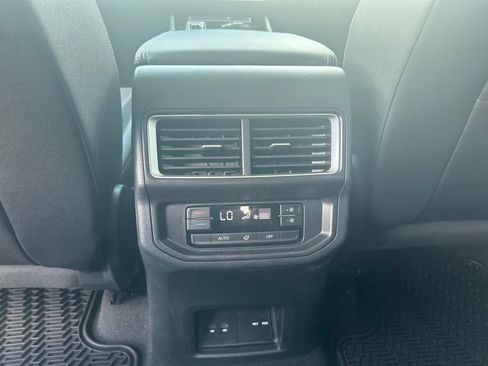 New 2026 Volkswagen Atlas SE FWD image 45