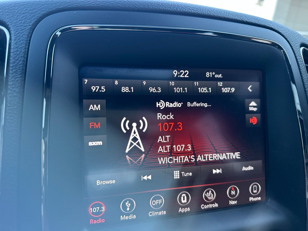 Used 2018 Dodge Durango R/T w/ Technology Group AWD/4WD image 16