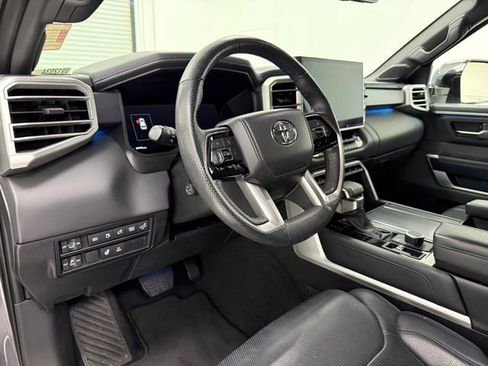 Used 2024 Toyota Sequoia Platinum AWD/4WD image 8